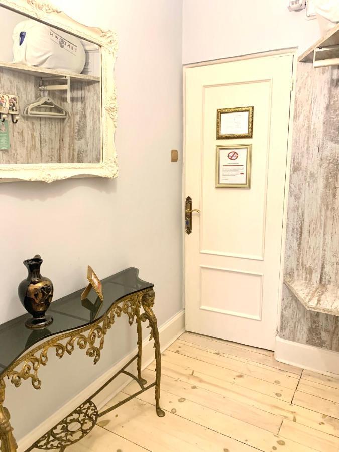 Hostal Boutique Puerta Del Sol Torrelavega Esterno foto