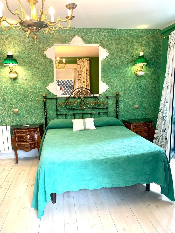 Hostal Boutique Puerta Del Sol Torrelavega Esterno foto